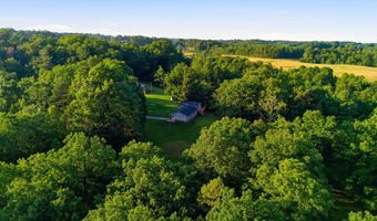 70 Resurrection Rd, Beattyville, KY 41311