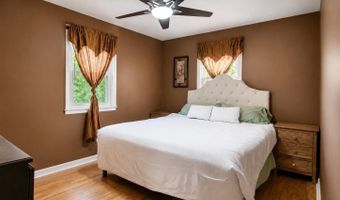 1844 S JEFFERSON St, Appleton, WI 54915