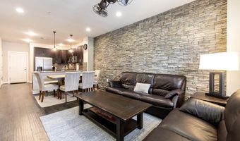 2203 RICHMOND Hwy 101, Alexandria, VA 22301