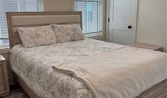 1242 Cushenberry Ln, Atlanta, GA 30318