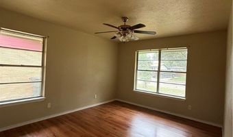 1005 Schallert Dr, Alice, TX 78332