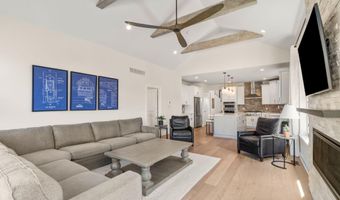 3078 N Spurway Dr, Ann Arbor, MI 48105
