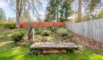 656 E Thornton Lake Dr NW, Albany, OR 97321