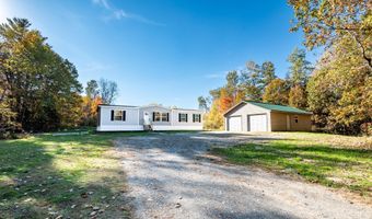 3 Back Rd, Abbot, ME 04406