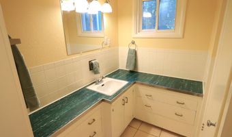 710 N Broad St, Adrian, MI 49221