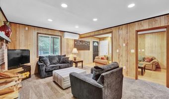 748 Towamensing Trl, Albrightsville, PA 18210