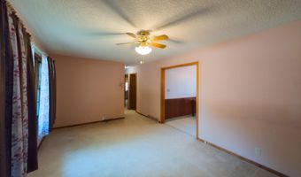 2214 Milo Ave, Albert Lea, MN 56007
