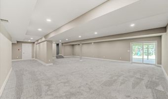 35 Gina Dr, Allentown, NJ 08501