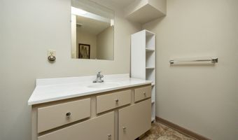 204 E Madison Dr, Polk City, IA 50226