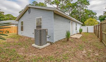 1528 JORDAN St, Atlantic Beach, FL 32233