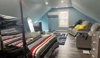 1097 Pontiac Ave, Cranston, RI 02910