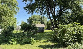 134 W Lee St, Aurora, MO 65605