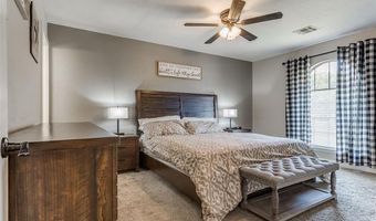 1621 Park Ave, Chickasha, OK 73018