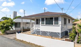 2915 Koali Rd C, Honolulu, HI 96826