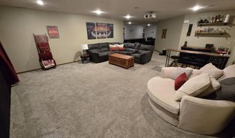 1905 Country Meadows Pl, Beatrice, NE 68310
