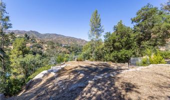 2229 Pinecrest Rd, Agoura Hills, CA 91301