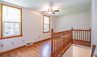 4165 E Texas Rd, Allentown, PA 18103