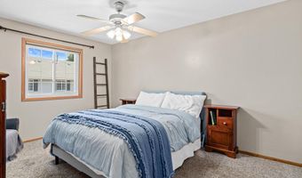 7923 147th St W, Apple Valley, MN 55124