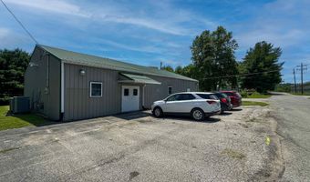 107 CR 70 E, Bloomfield, IN 47424