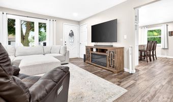 1645 E ROELAND Ave, Appleton, WI 54915
