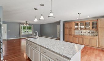 151 South St, Southport, IN 46227