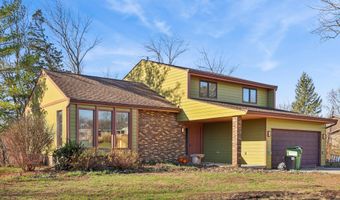 5301 Valley Rd, Ames, IA 50014