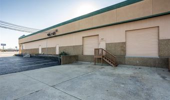 90 Northport Dr, Alton, IL 62002