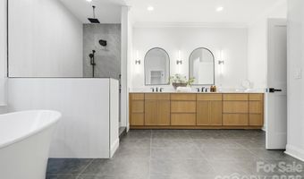 1412 Kennon St, Charlotte, NC 28205