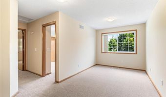 6414 158th St W 201, Apple Valley, MN 55124