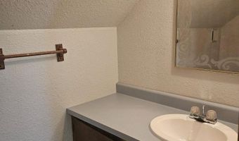 134 E Main St, Agency, IA 52530