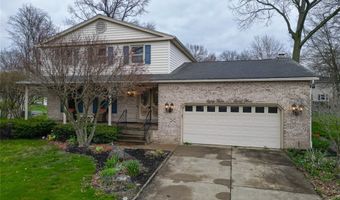 8383 Glenwood Ave, Youngstown, OH 44512