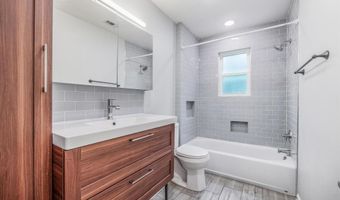 9 Whispering Dr, Alexander, AR 72210