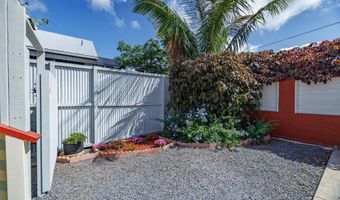 1702 Haiku Rd B, Haiku, HI 96708