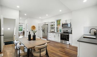 1542 Glen Parker Ave, Cincinnati, OH 45223