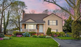 88 Evans Ave, Albertson, NY 11507