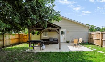 315 S Main St, Advance, IN 46102