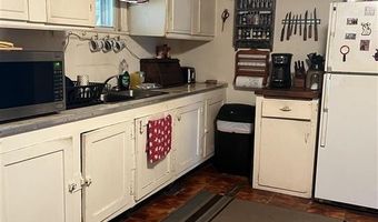 1414 Salsbury Ave, Cody, WY 82414