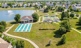 2 Woodlake Ct, Barnegat, NJ 08005