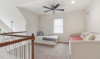 15 Bishop Cir, Albrightsville, PA 18210