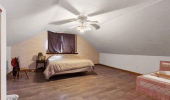 585 Riverside Dr, Augusta, ME 04330