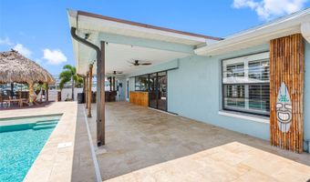 725 FLAMINGO Dr, Apollo Beach, FL 33572