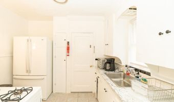 1037 16TH St S, Arlington, VA 22202