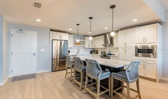 920 N OSCEOLA Ave 403, Clearwater, FL 33755