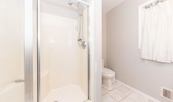 275 Highlake Ave, Ann Arbor, MI 48103