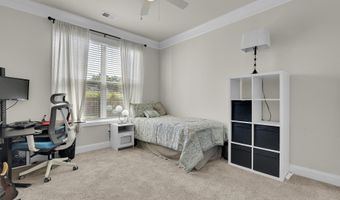 6055 Thicket Ln, Boiling Springs, SC 29316