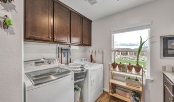 148 Snake Rd, Dayton, NV 89403