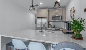 2110 44th Dr Unit 2B, Long Island City, NY 11101