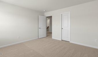 1061 Misty Creek Dr, Aberdeen, NC 28315