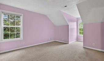 157 Stoneybrook Dr, Abingdon, VA 24210