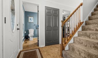 2173 Canterbury Cir, Akron, OH 44319